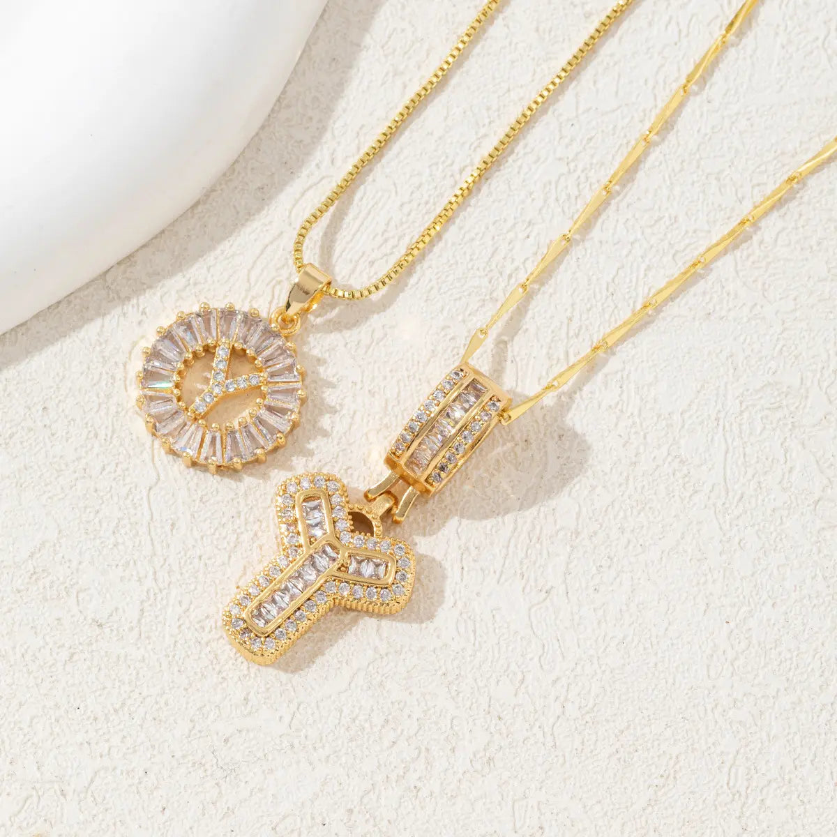 2 Pack Initial Necklaces Letter Pendant Necklaces 14K Gold Plated
